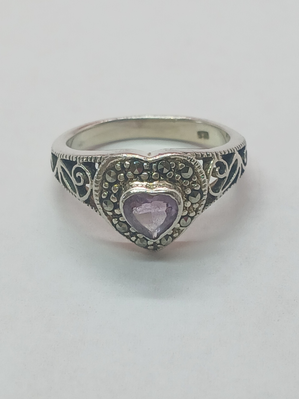 Sterling Silver Purple Stone Marcasite heart Ring Size 5 1/2